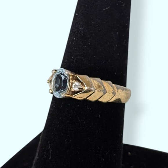 Vintage Topaz & Glass Costume Ring - Picture 3 of 8